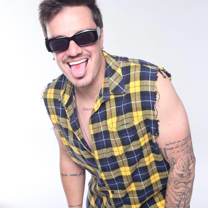 Renan Augusto **RE9ART